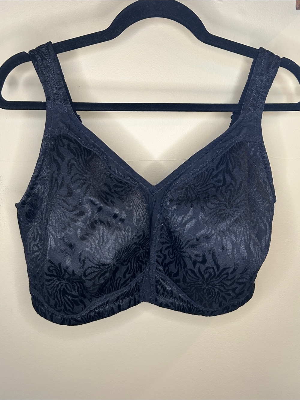 Supportive Black Floral Jacquard Full-Coverage Bra